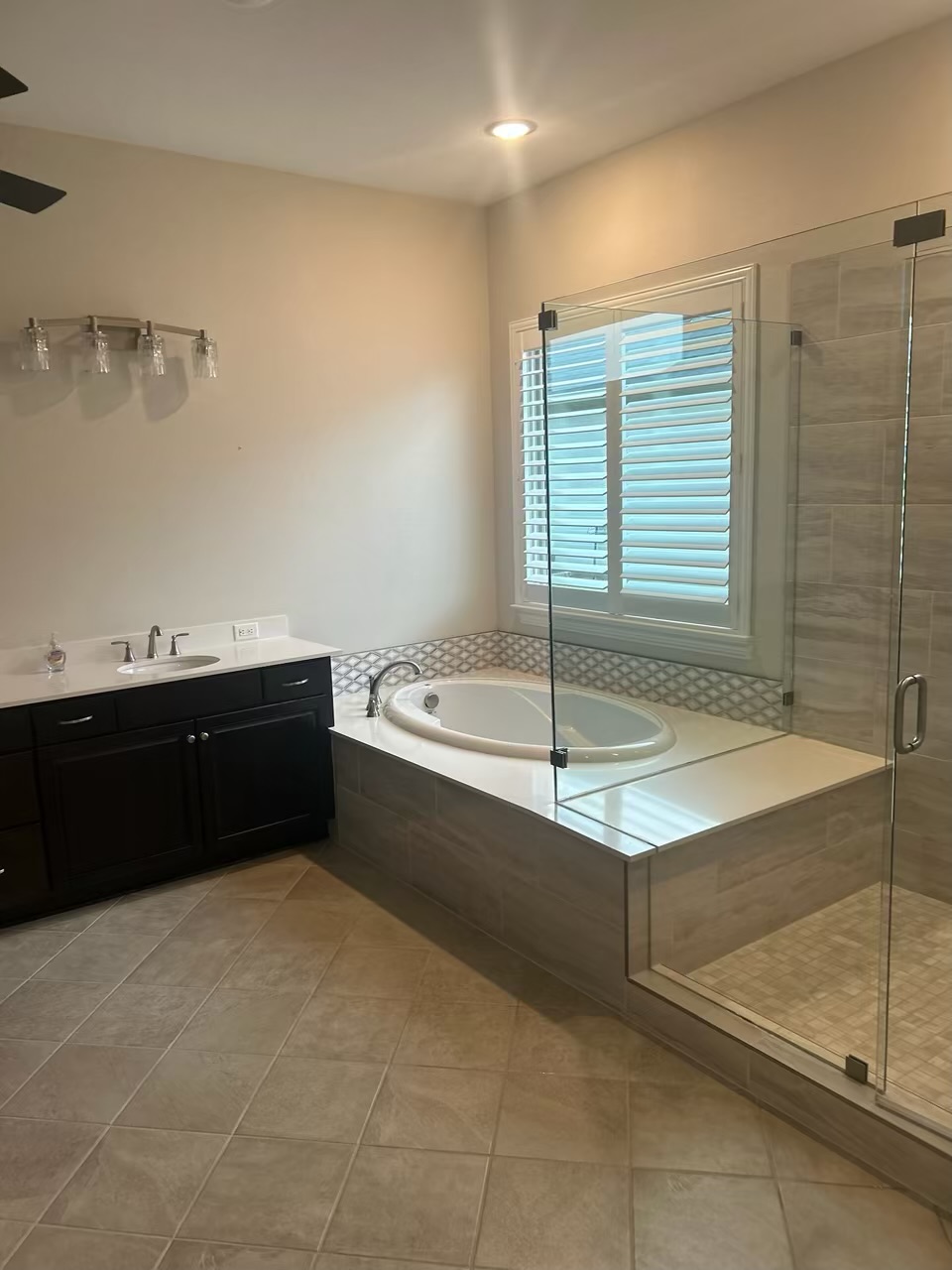 Mendoza's Cleaning team's result of work, showcasing our dedication to quality and customer satisfaction.